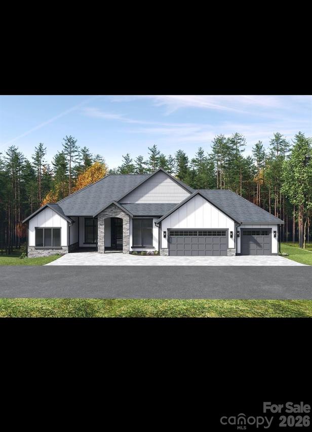 246 Turkey Ridge Rd., Fletcher, NC 28732