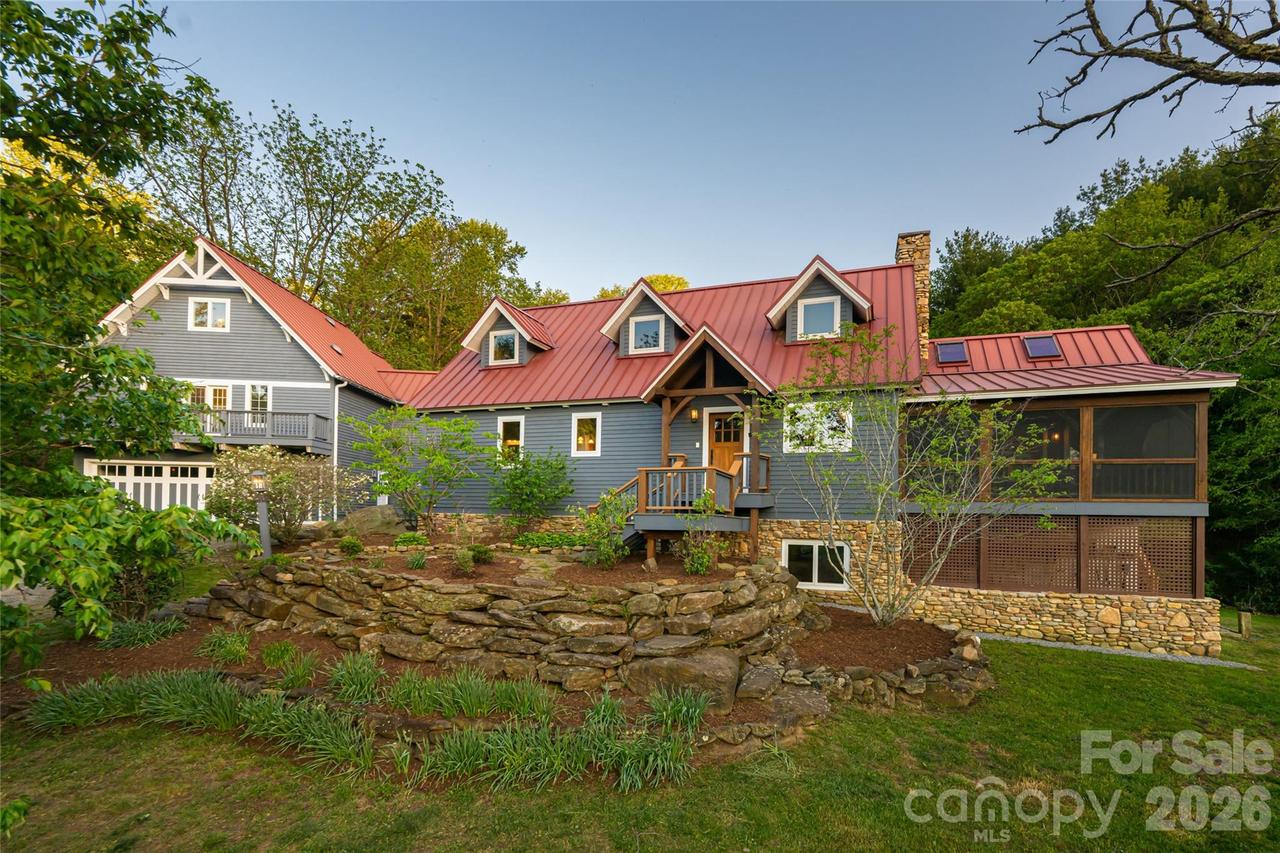 10 and 12 Dogwood Hills Ln., Weaverville, NC 28787