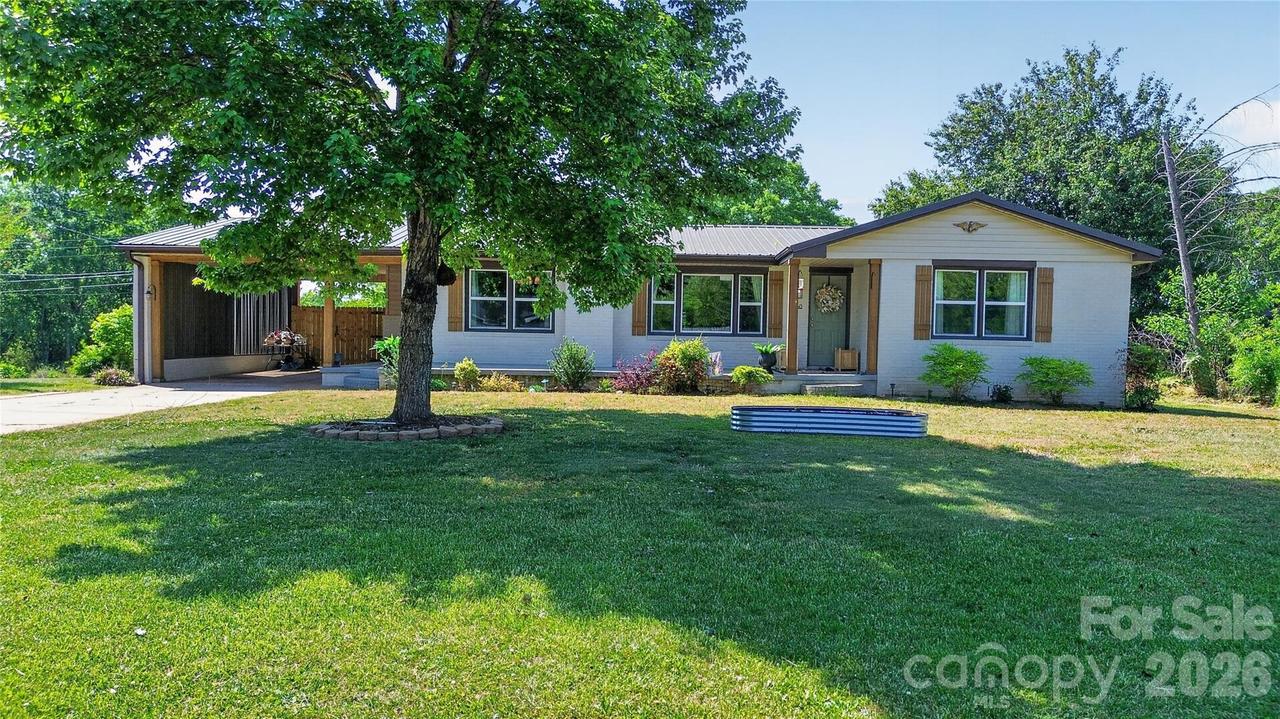 460 Boss Moore Rd., Ellenboro, NC 28040