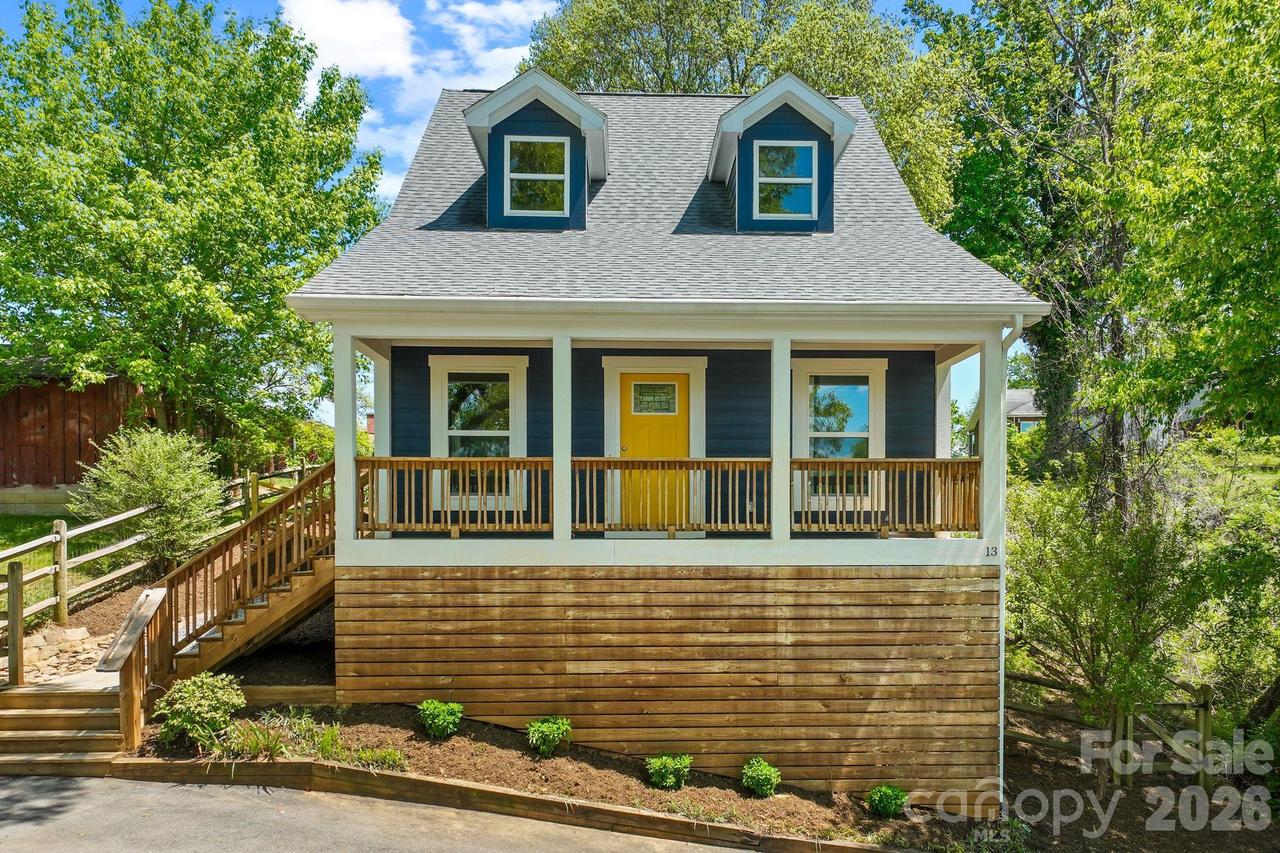 13 Annie St., Asheville, NC 28806