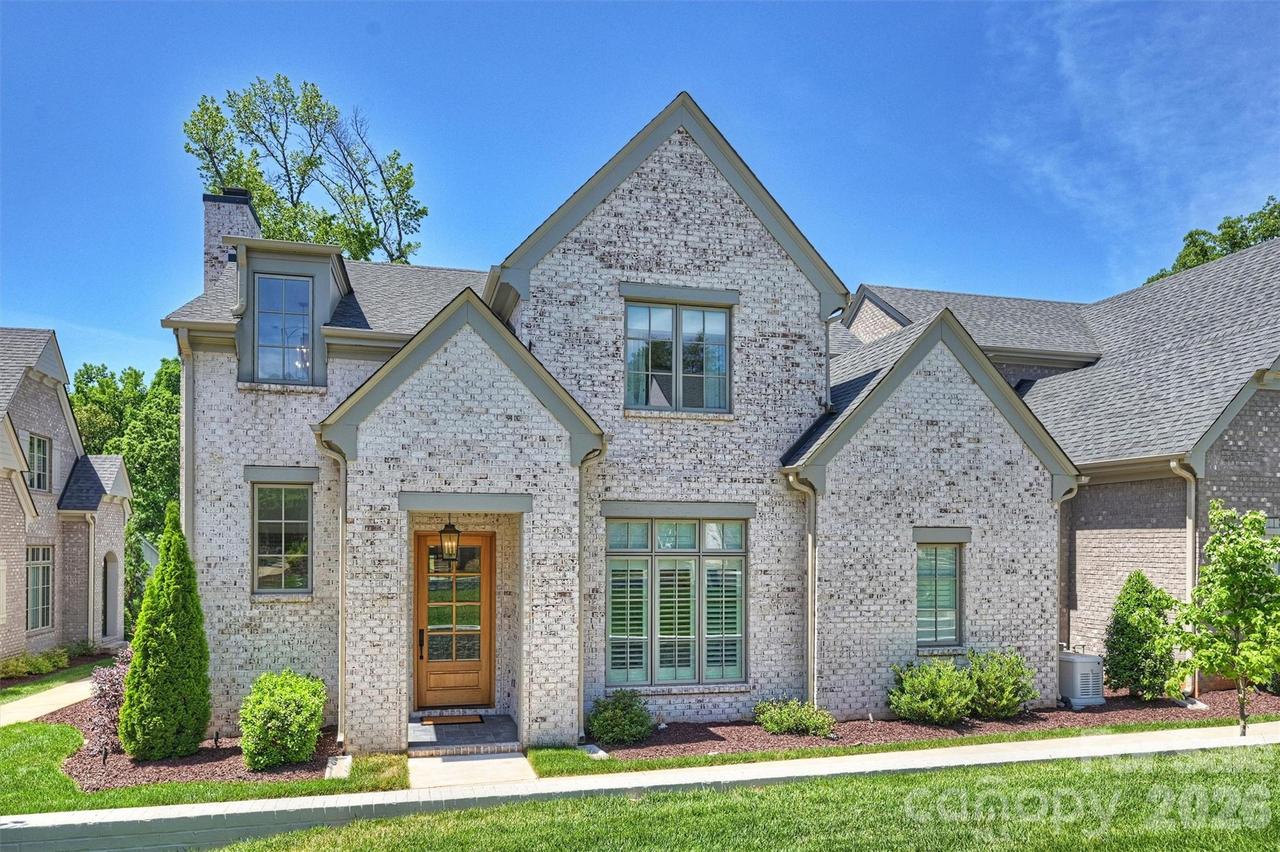 3119 Knowlton Ln., Charlotte, NC 28205