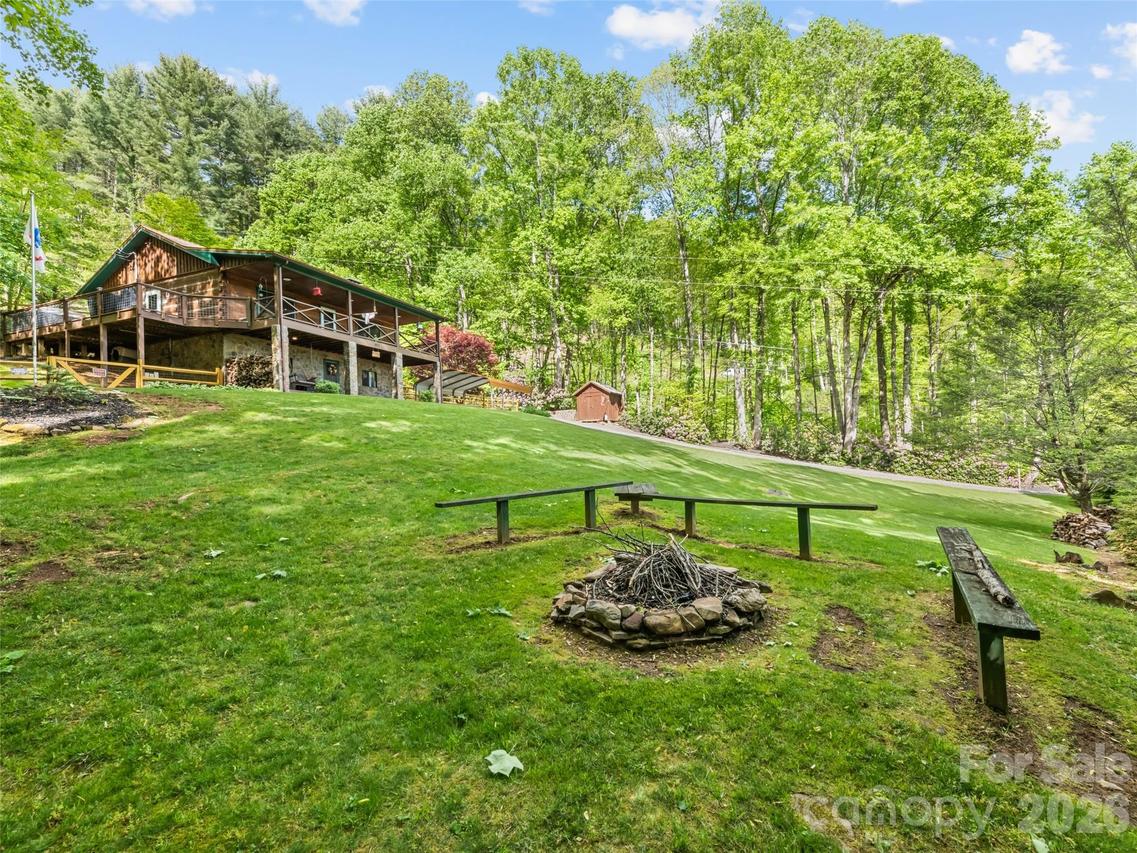 1073 Lentini Dr., Waynesville, NC 28785