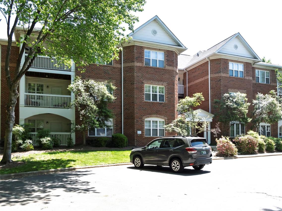 5609 Fairview Rd. #3, Charlotte, NC 28209