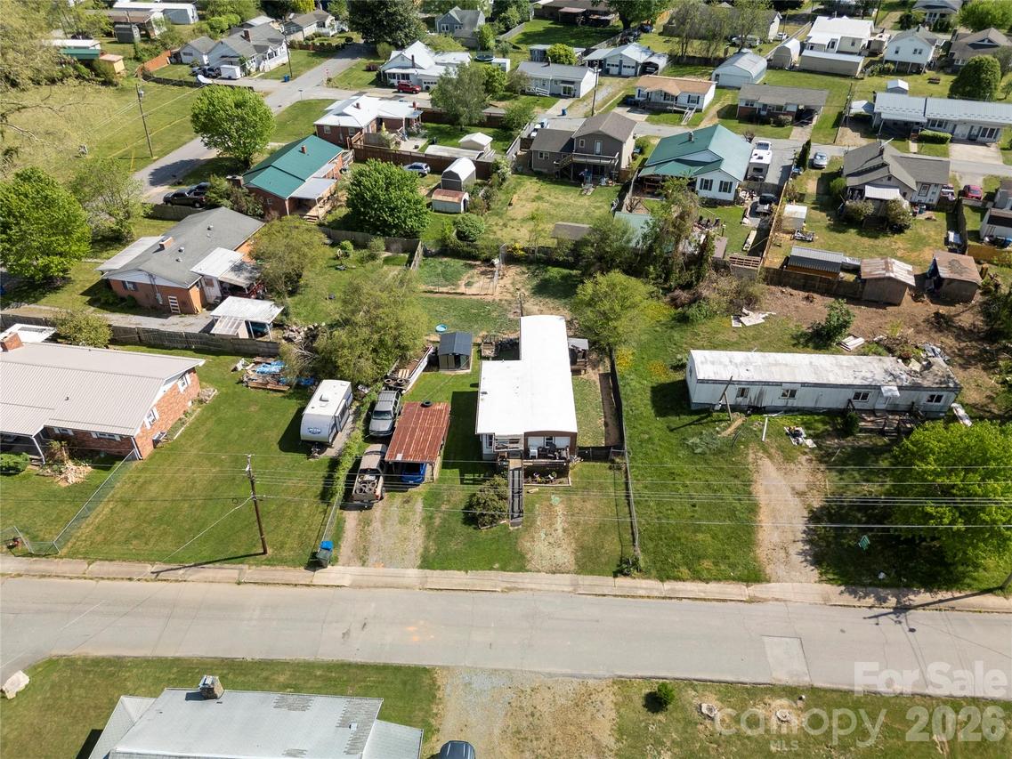 114 Brook St., Waynesville, NC 28786