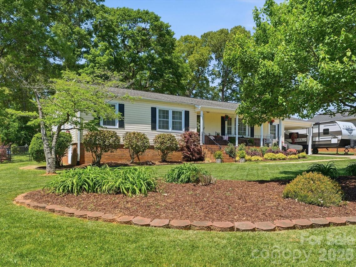 217 Hughey Dr., Gastonia, NC 28056