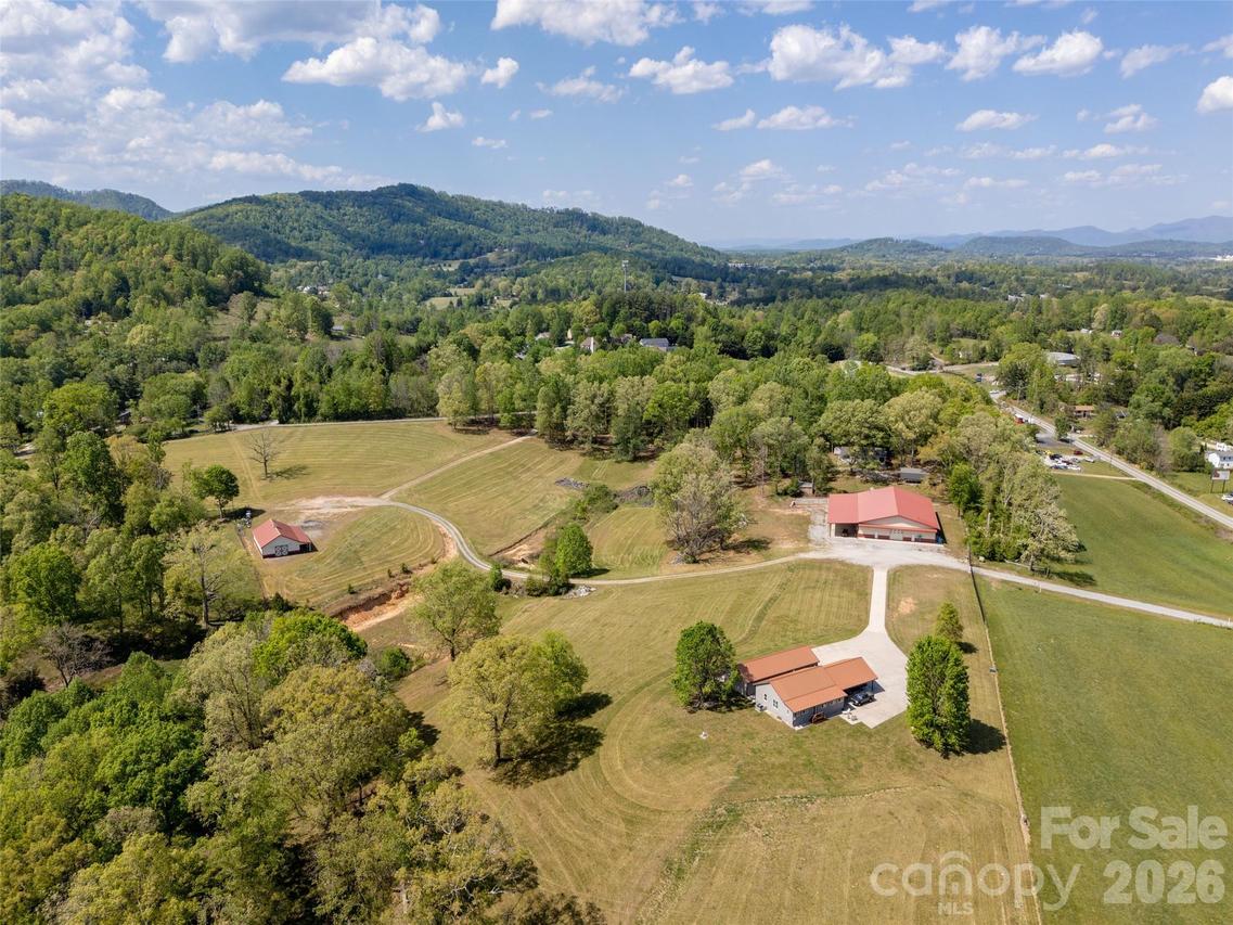 154 High Pasture Tr., Mills River, NC 28759