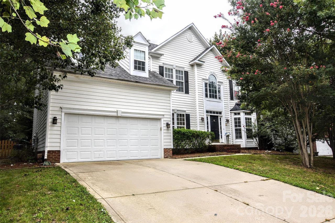 2035 Hollyhedge Ln., Indian Trail, NC 28079