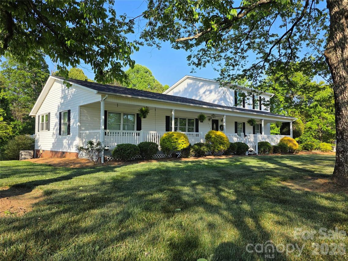 6560 Sherrills Ford Rd., Catawba, NC 28609