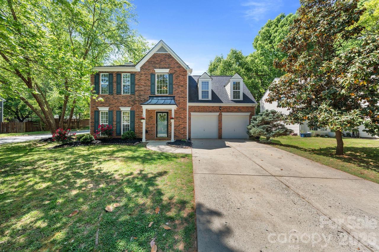 8015 Leisure Ln., Huntersville, NC 28078