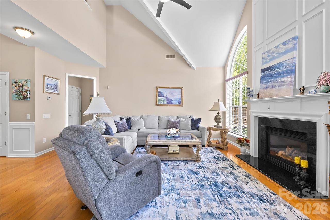8719 Fieldcroft Dr., Charlotte, NC 28277