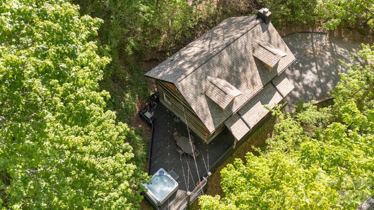 155 Spivey Mountain Rd., Asheville, NC 28806