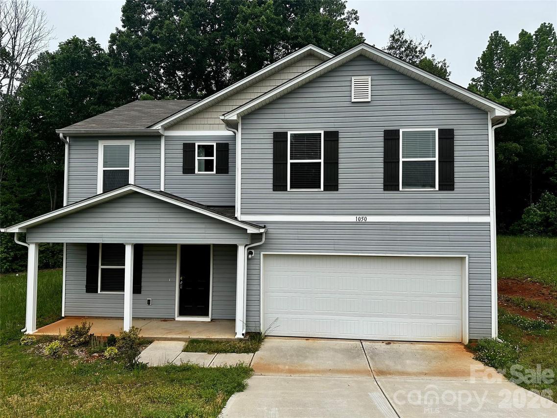 1050 Glenbriar Ct., Woodleaf, NC 27054