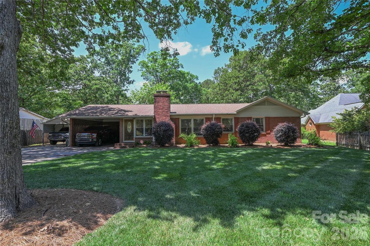 2017 Wilson Ave., Monroe, NC 28110