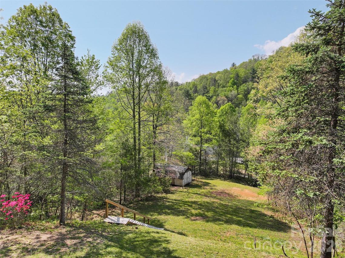 144 Bent Pine Dr., Waynesville, NC 28785