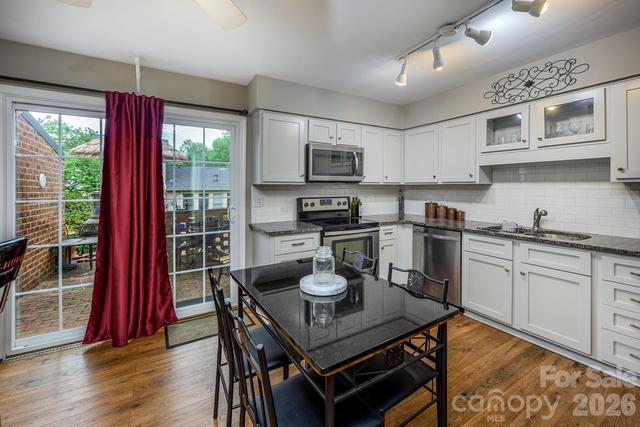 New Homes For Sale This Week That Attend W M Jenkins Elementary: April 24th to April 30th