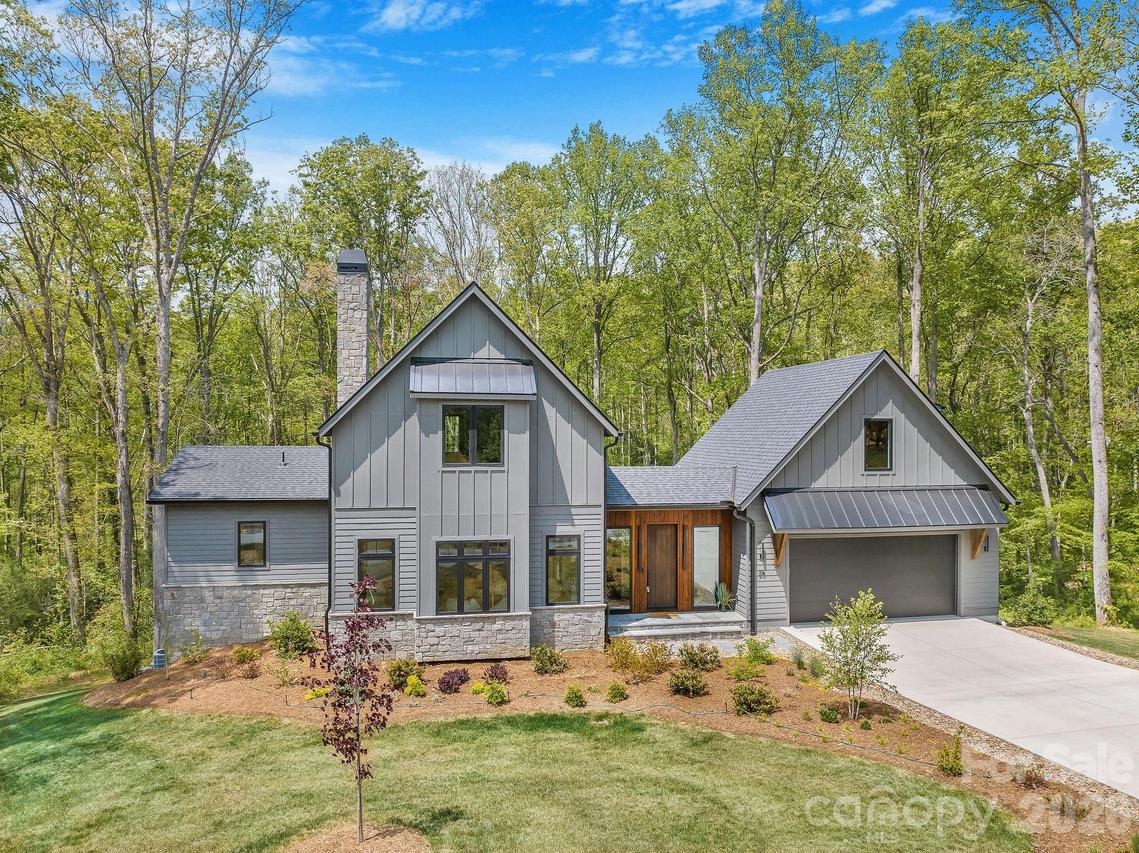 25 Ted Linn Dr., Fairview, NC 28730
