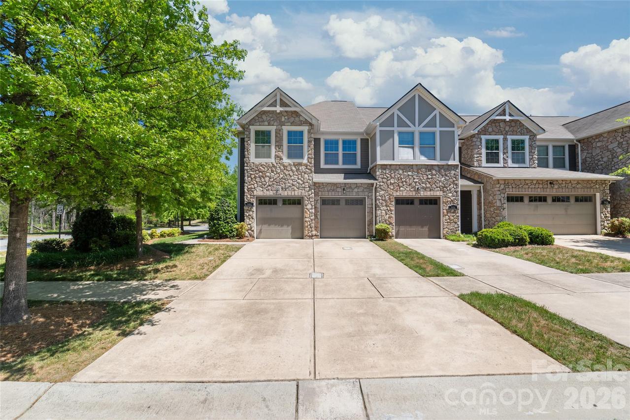 5662 Stonewells Dr., Charlotte, NC 28278
