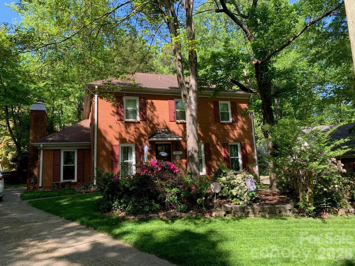 9607 Riddick Pl., Matthews, NC 28105