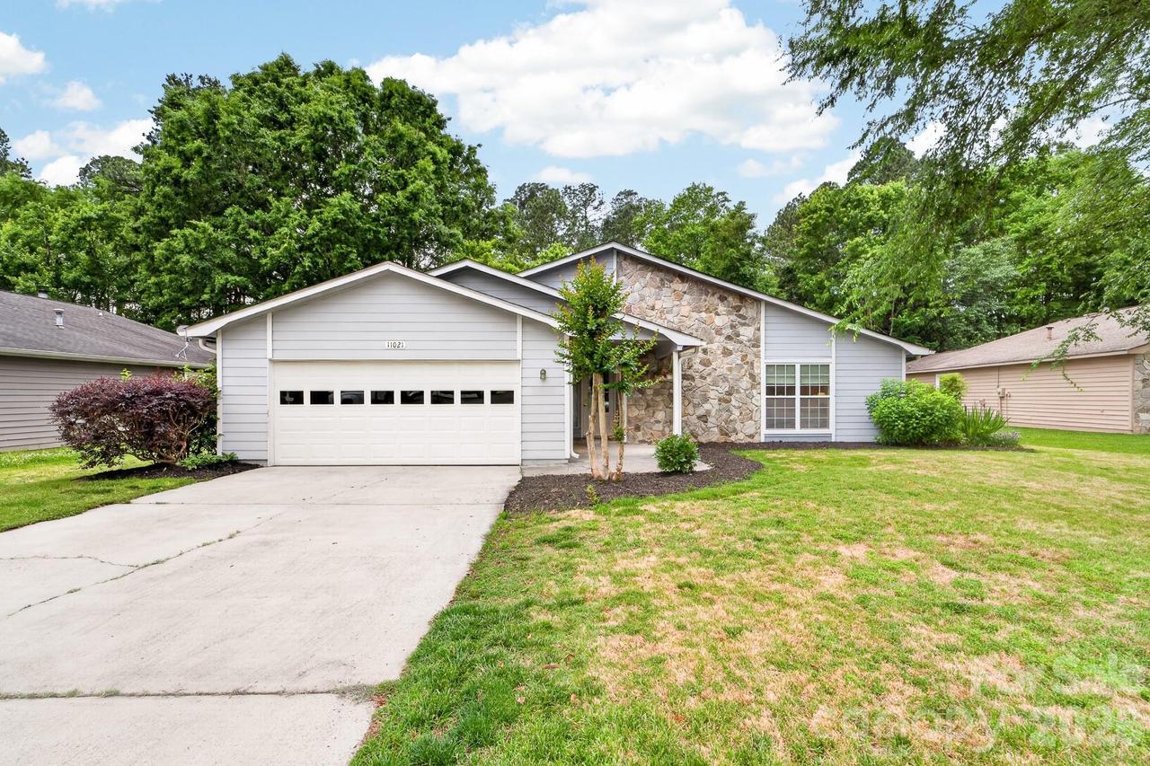 11021 Fox Mill Ln., Charlotte, NC 28277