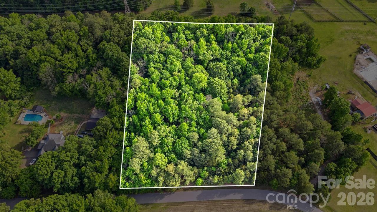 00 Mollie Irene Dr., Matthews, NC 28104