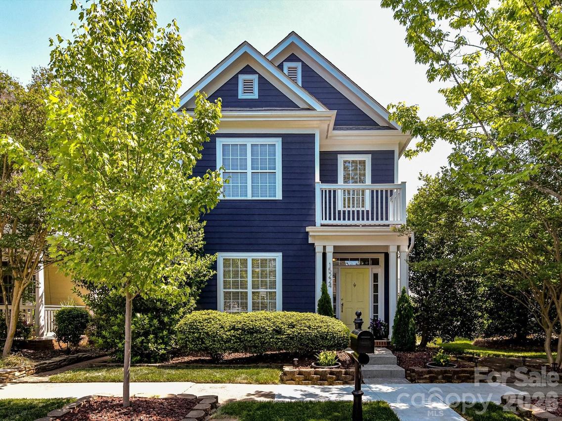 15224 Waterfront Dr., Huntersville, NC 28078