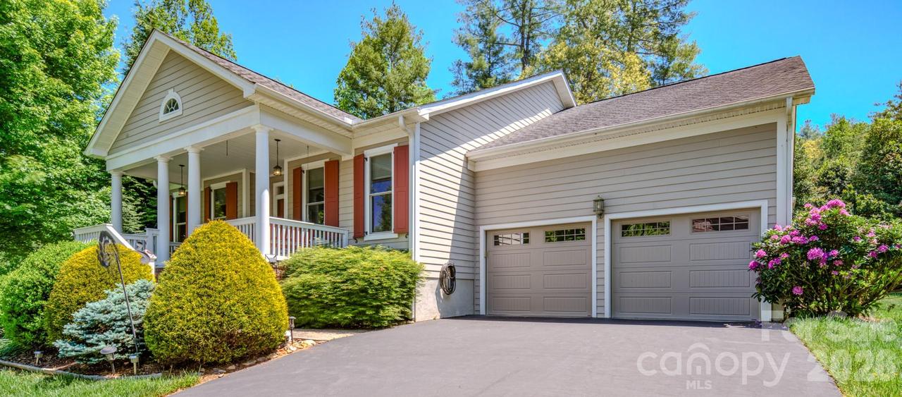 7 Magic Sam Ct., Biltmore Lake, NC 28715