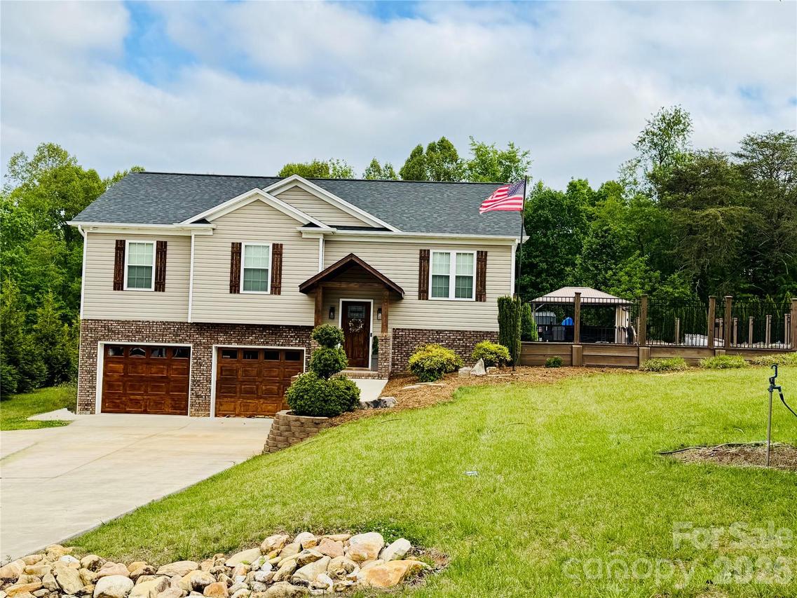 120 Walnut Ln., Taylorsville, NC 28681