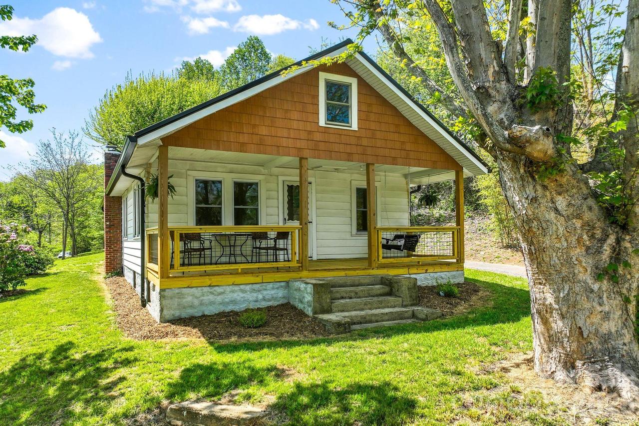 88 Mingus Cove Rd., Canton, NC 28716