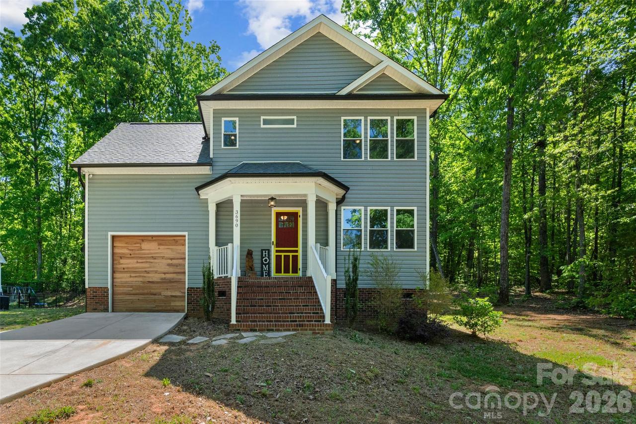 3690 Innes Ln., Maiden, NC 28650