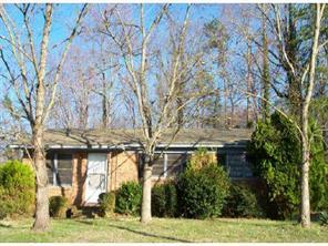 611 Dunbrook Ln., Charlotte, NC 28217