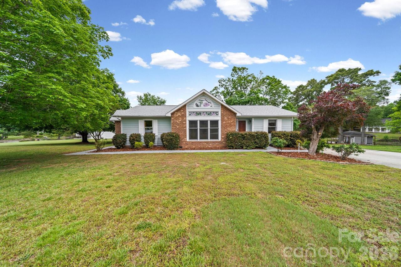 541 Harbor Rd., Norwood, NC 28128