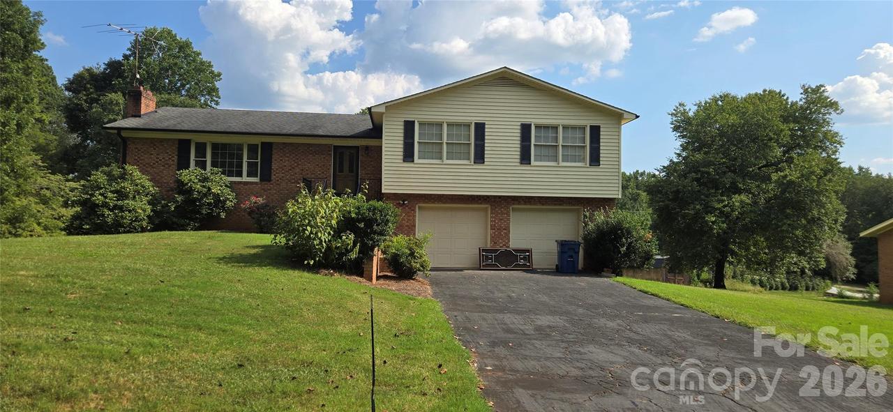 131 N Morvue Loop, Statesville, NC 28625