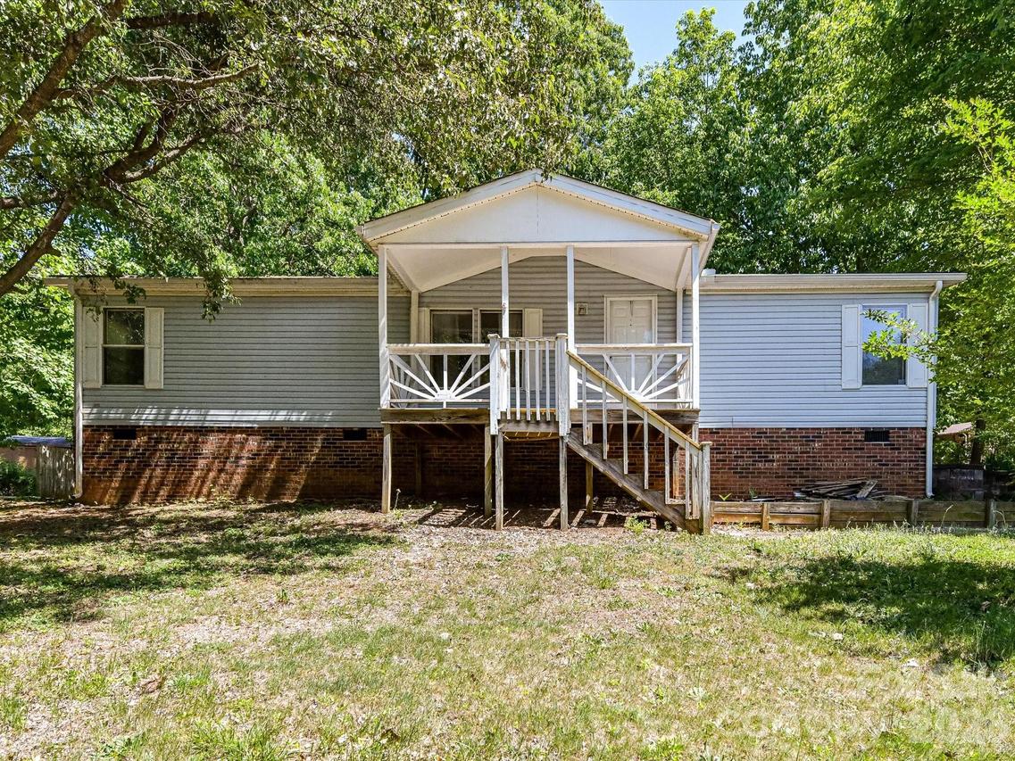 3690 Vickery Dr., Maiden, NC 28650