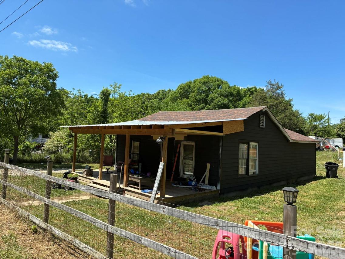 119 Robin Rd., Gastonia, NC 28056