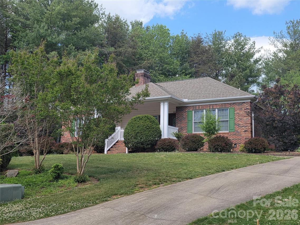 1613 Southpointe Dr., Morganton, NC 28655