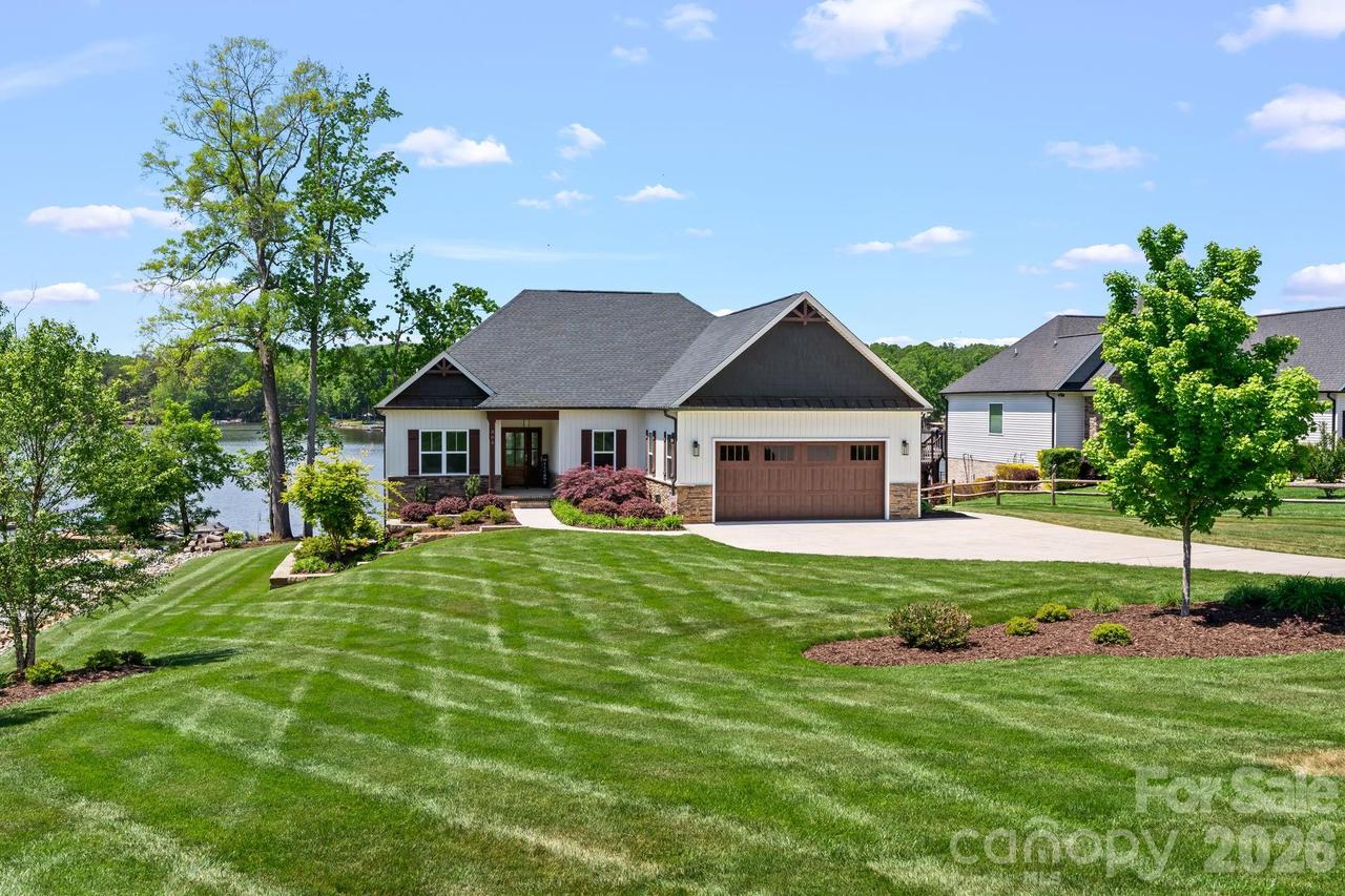 383 Rolling Rd., Lexington, NC 27292