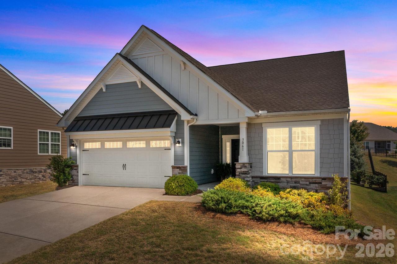 3061 Rosseau Ln., Mount Holly, NC 28120