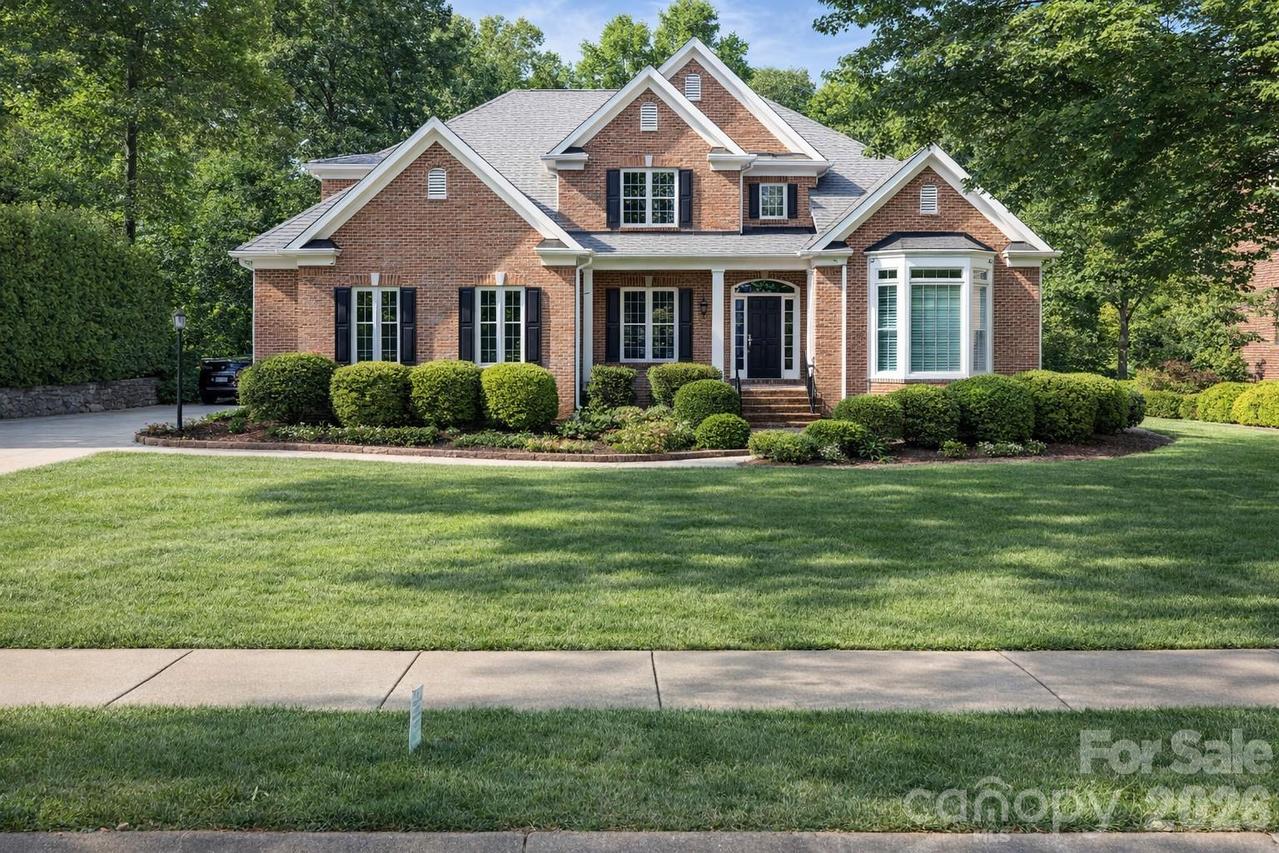 3100 Lakewood Edge Dr., Charlotte, NC 28269