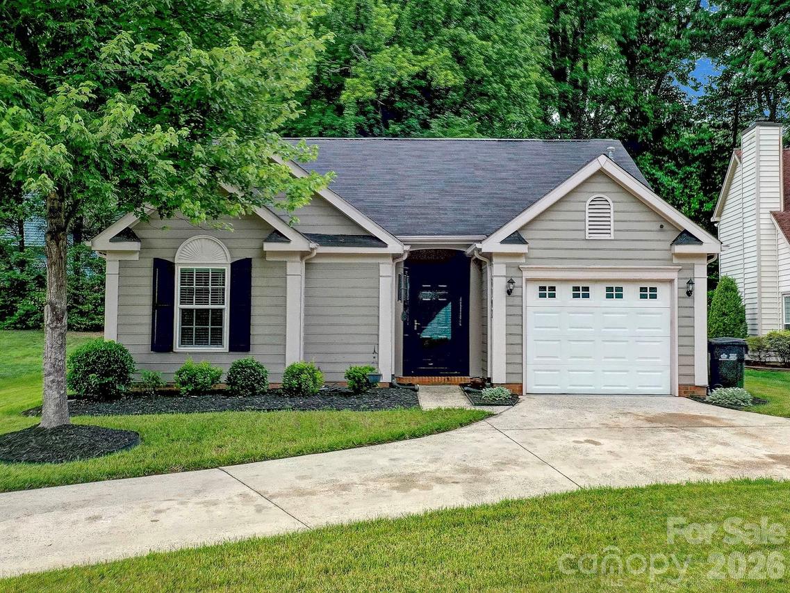 3102 Mintleaf Dr., Charlotte, NC 28269