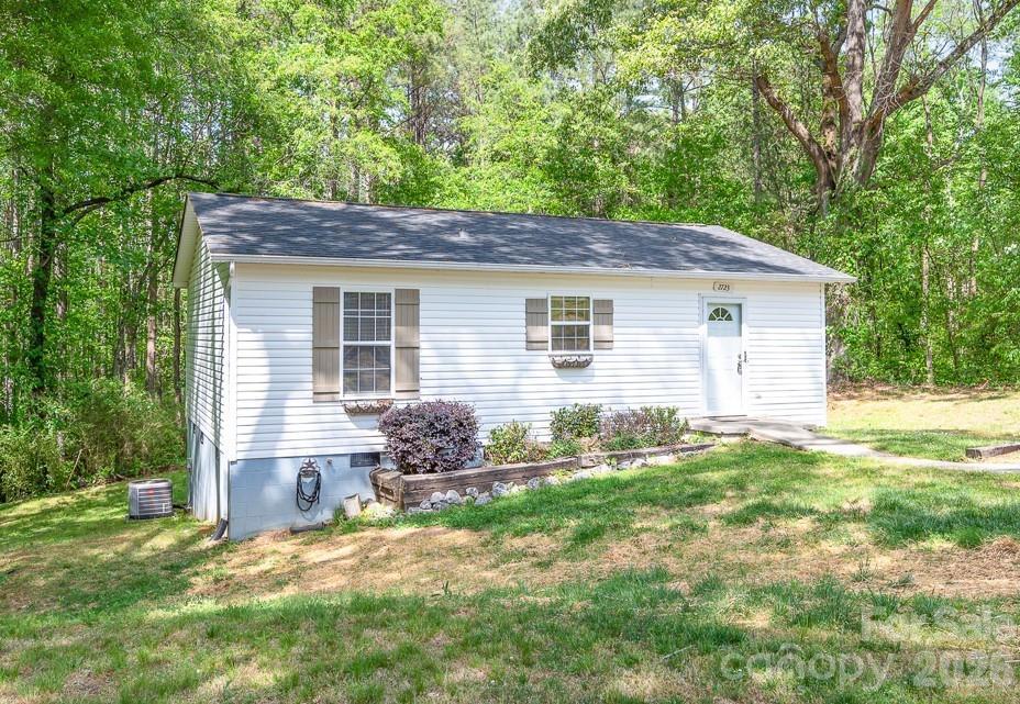 2723 Us 70 Hwy., Connelly Springs, NC 28612
