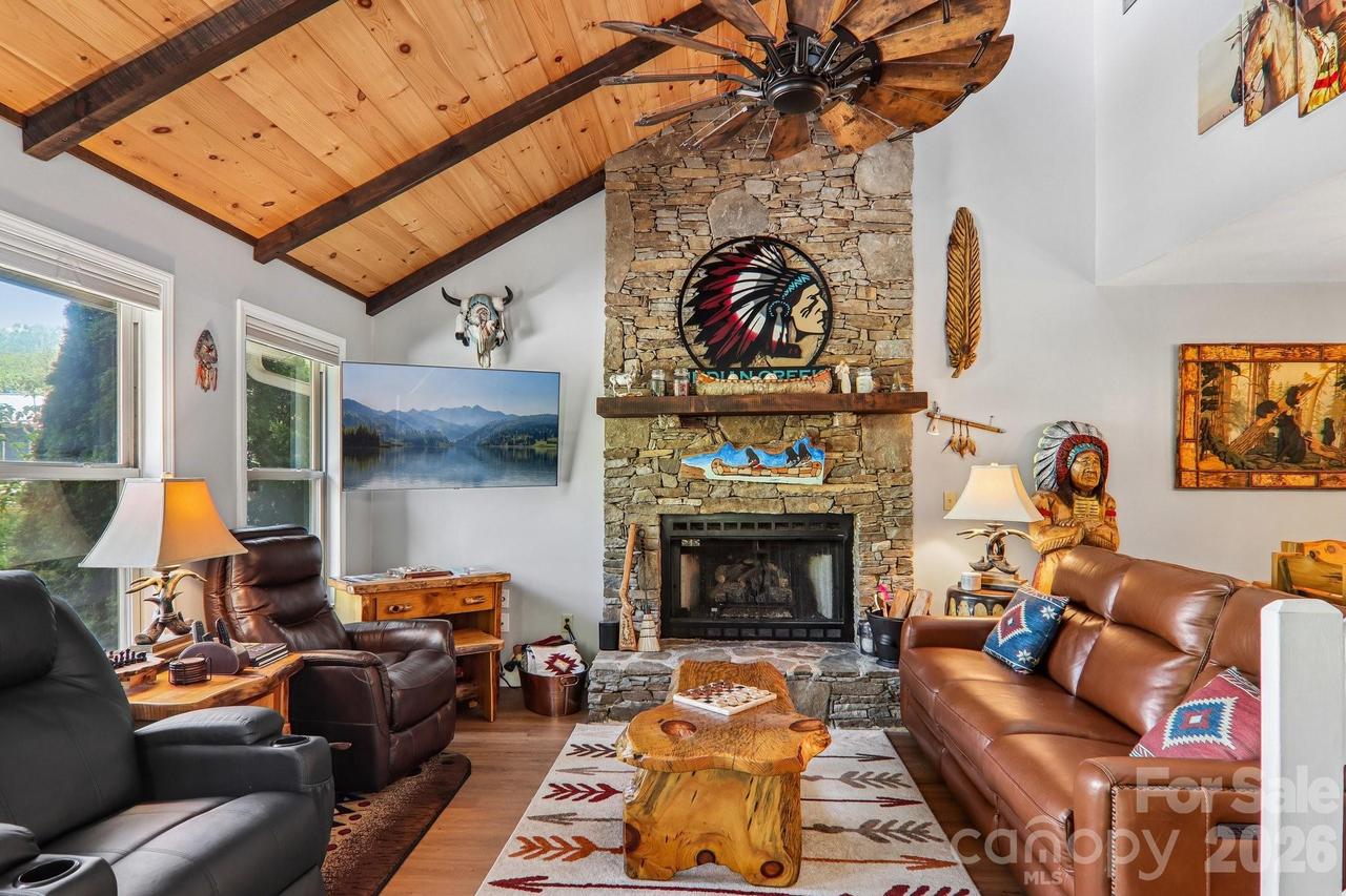 12 Indian Trace Rd., Maggie Valley, NC 28751