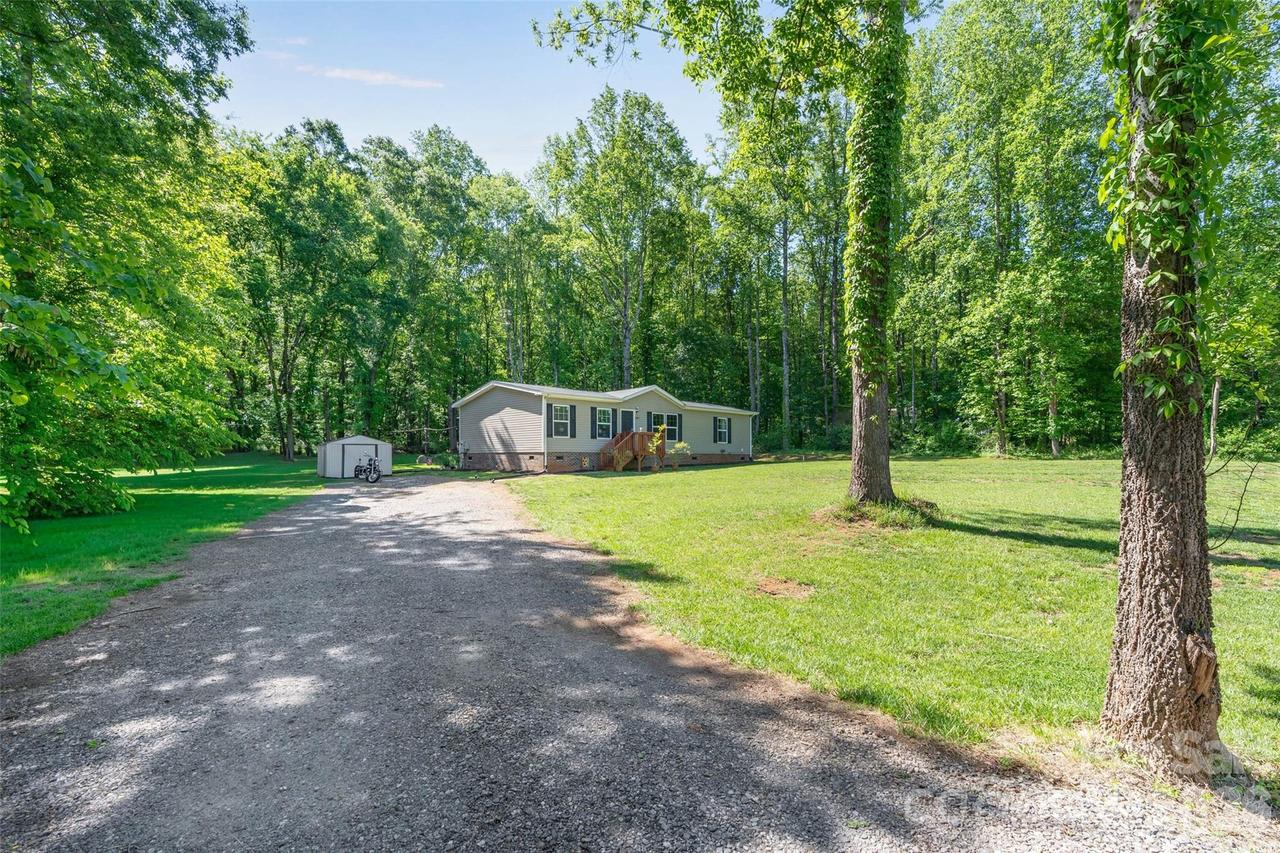 5007 Carlos Rd., Catawba, NC 28609