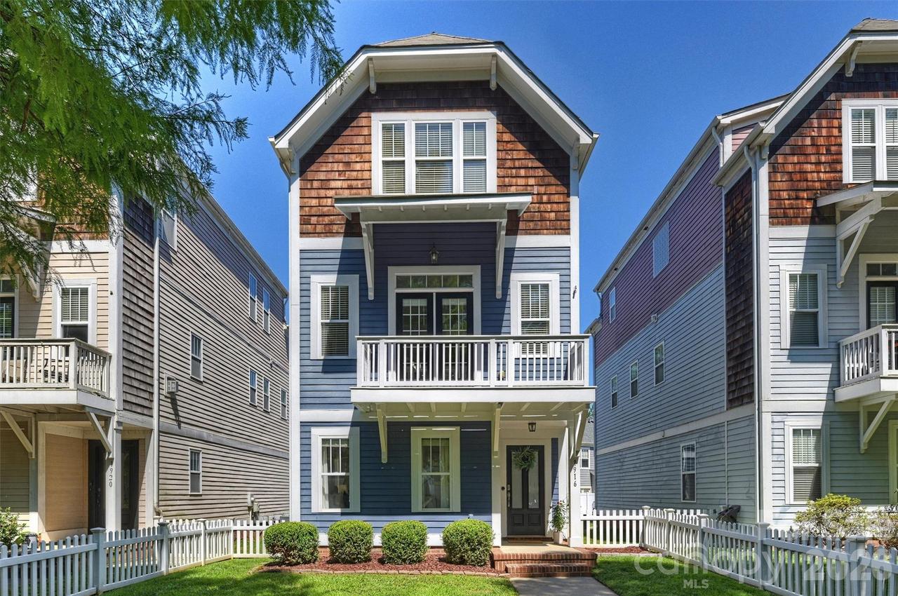 1916 Lela Ave., Charlotte, NC 28208