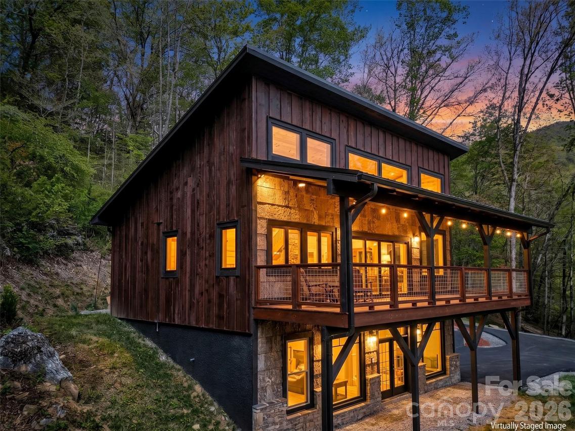455 Chinquapin Rd., Canton, NC 28716
