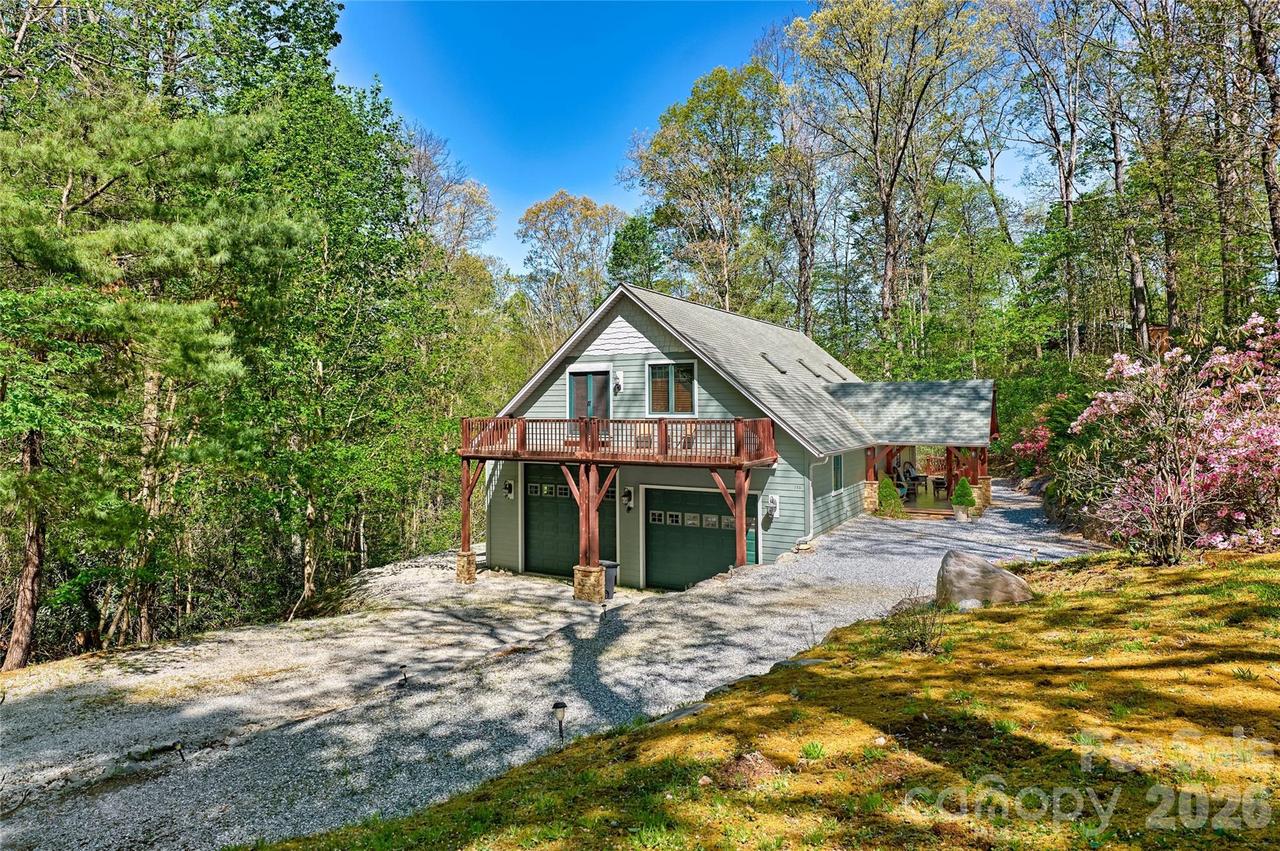 178 Whetstone Gap Rd., Lake Toxaway, NC 28747