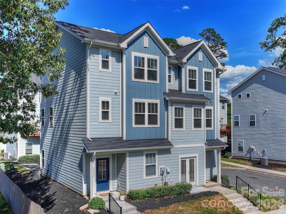 2409 Via Del Conte Alley, Charlotte, NC 28205