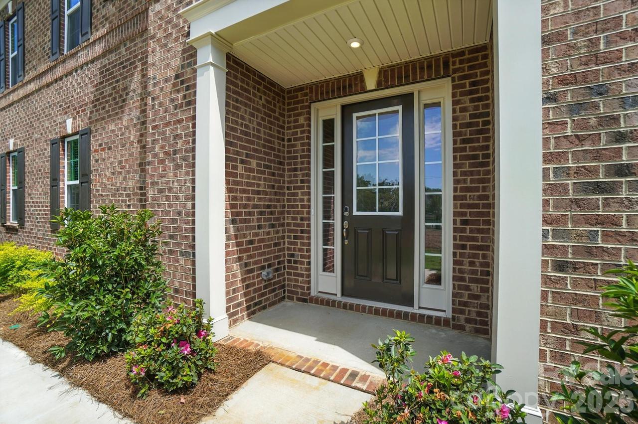 12015 Lavinia Ln., Charlotte, NC 28277