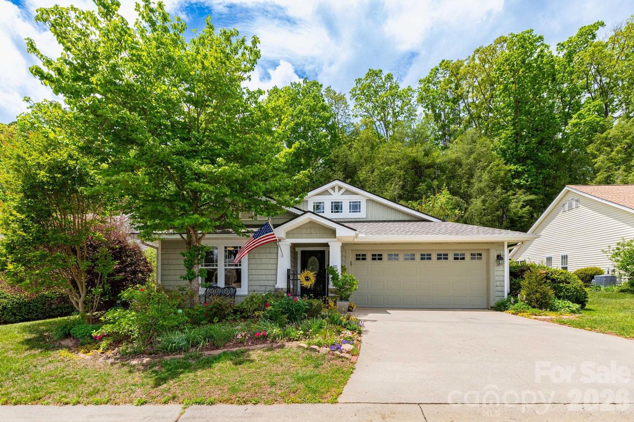 59 Sunview Cir., Arden, NC 28704