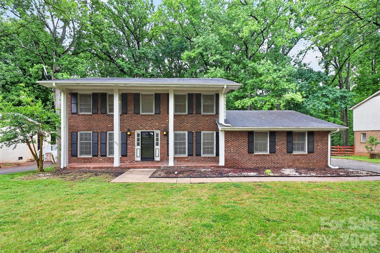 7007 Crossridge Rd., Charlotte, NC 28214