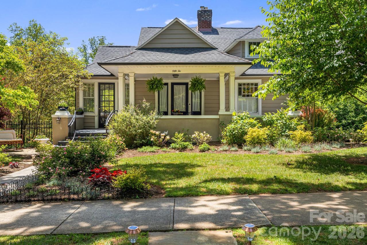 52 Edwin Pl., Asheville, NC 28801